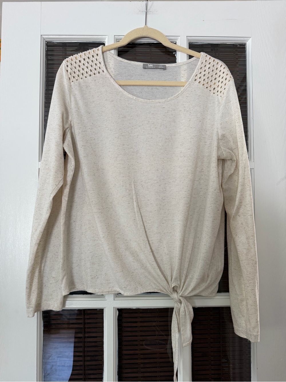 LEE‎ RIDERS Women’s XL Beige Tie Hem Lace Shoulder Knit Top | SKU 0241